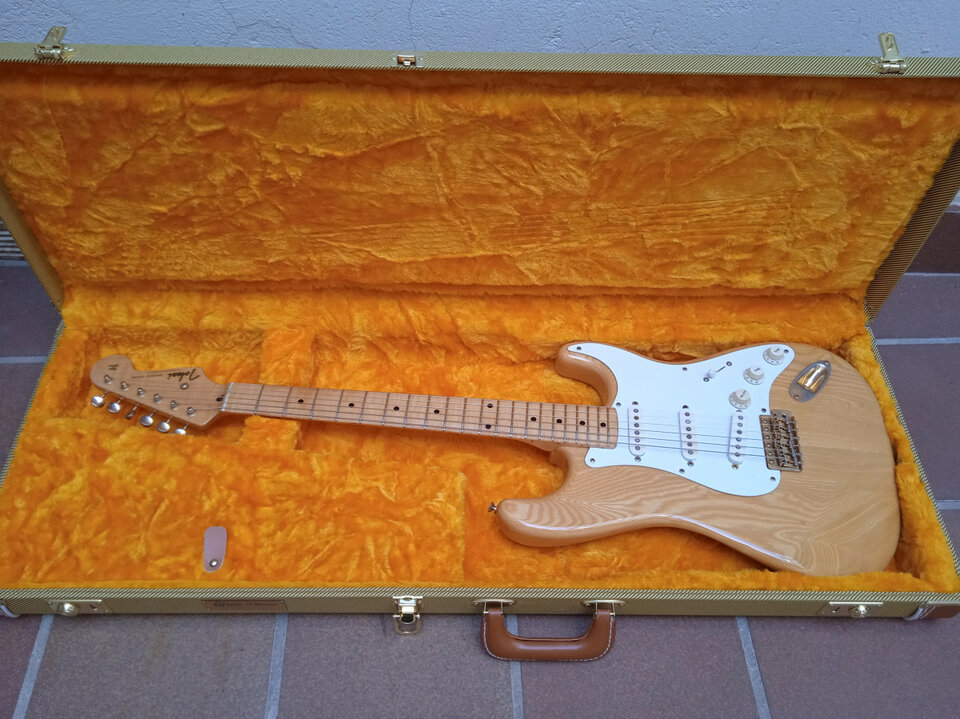 1978 Tokai Stratocaster ST-100 logo Spaguetti 7okai Japan