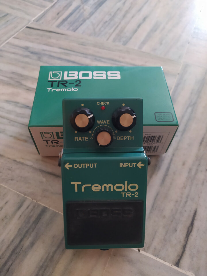 Vendo varios pedales.