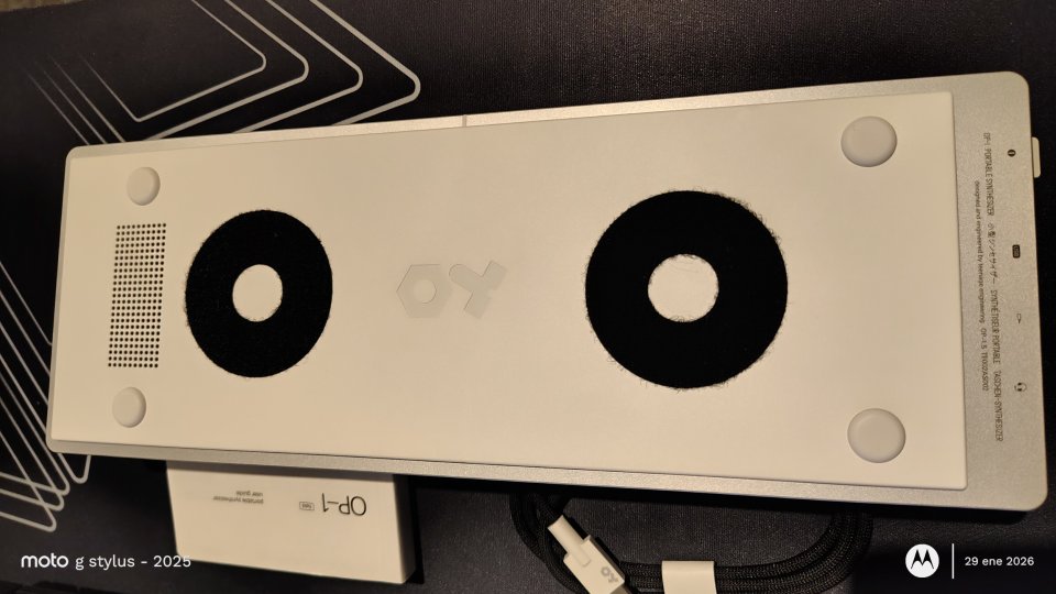 vendo teenage op1 field