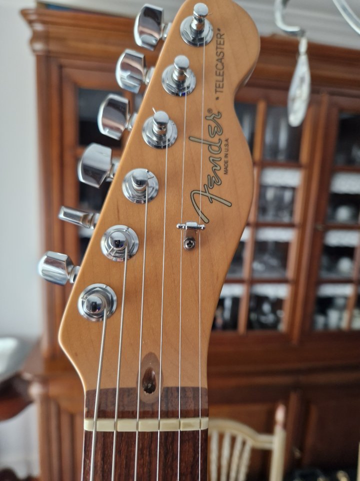 Fender American Standard Telecaster 1998 - 3-Color Sunburst + Case de segunda mano · Foto 4 de 10 · Bizkaia · 1250 €