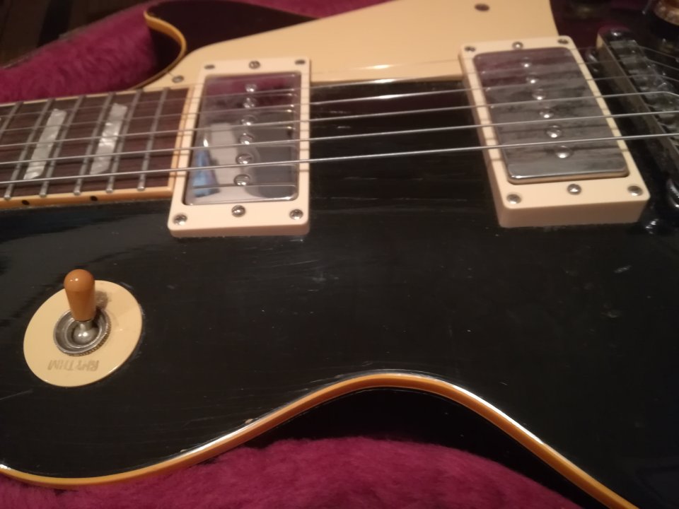 Gibson Les Paul Standard 1995 de segunda mano · Foto 8 de 10 · Valencia · 1900 €