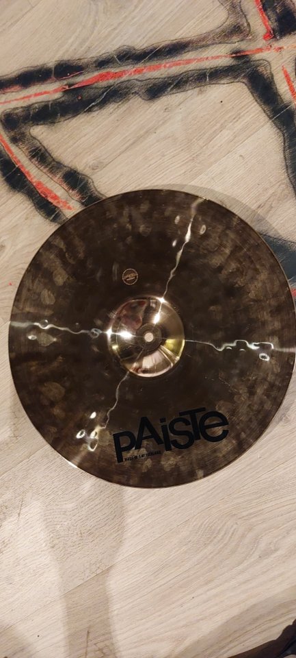 Vendo platos paiste 2002, signature.. de segunda mano · Foto 5 de 10 · Burgos · 300 €