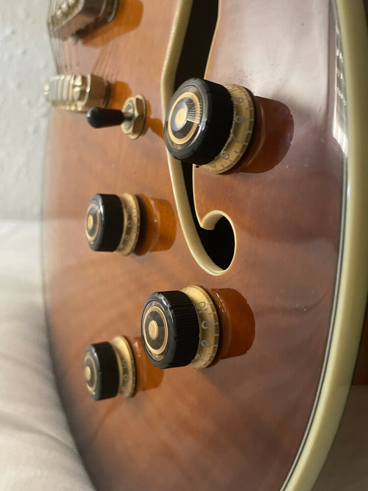 Ibanez artcore as93 VLS