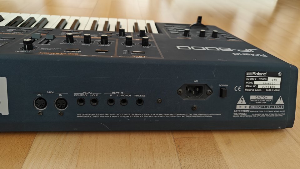 Roland JP-8000 — Sintetizador Virtual Analog de segunda mano · Foto 5 de 9 · Navarra · 900 €
