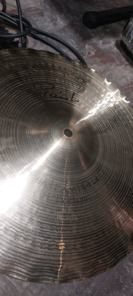 Vendo platos paiste 2002, signature.. de segunda mano · Foto 7 de 10 · Burgos · 300 €