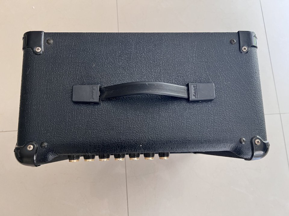 Marshall G15R CD de segunda mano · Foto 4 de 4 · Valencia · 45 €