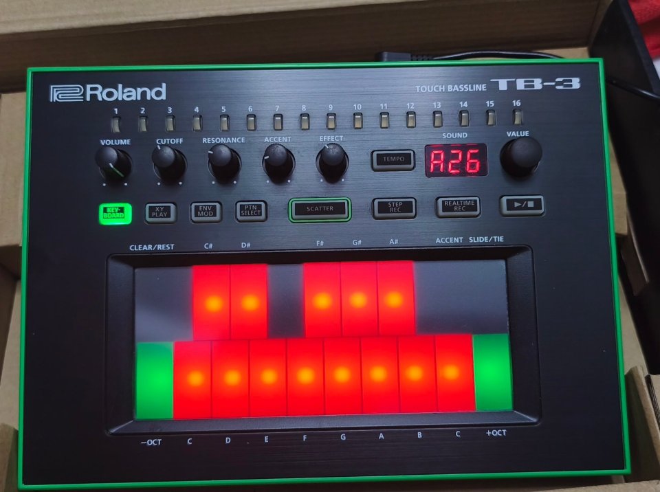 Roland TB-3 Touch Bassline Sintetizador de segunda mano · Foto 1 de 4 · Ciudad Real · 230 €