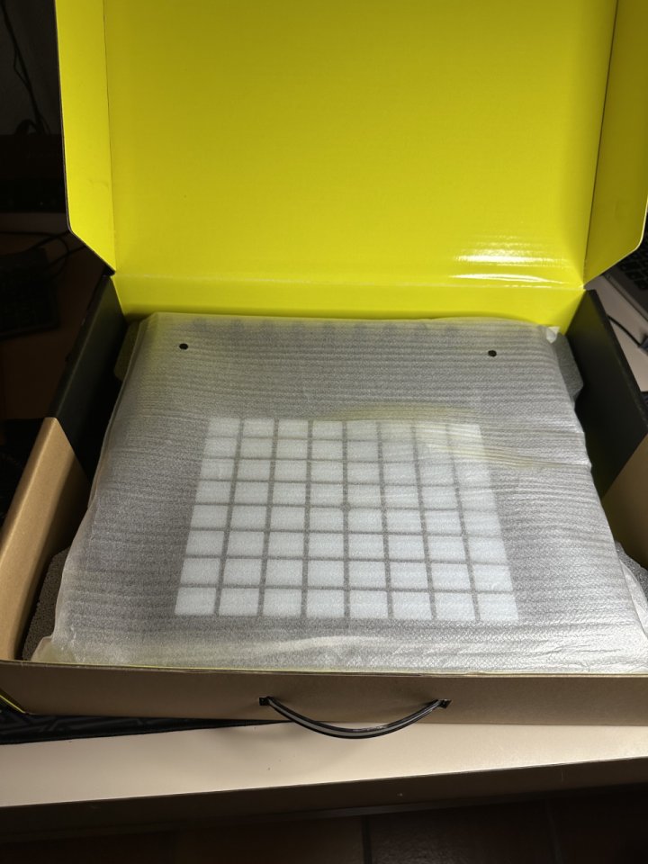 ABLETON PUSH 2 de segunda mano · Foto 8 de 10 · Huesca · 330 €