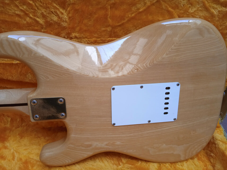 1978 Tokai Stratocaster ST-100 logo Spaguetti 7okai Japan