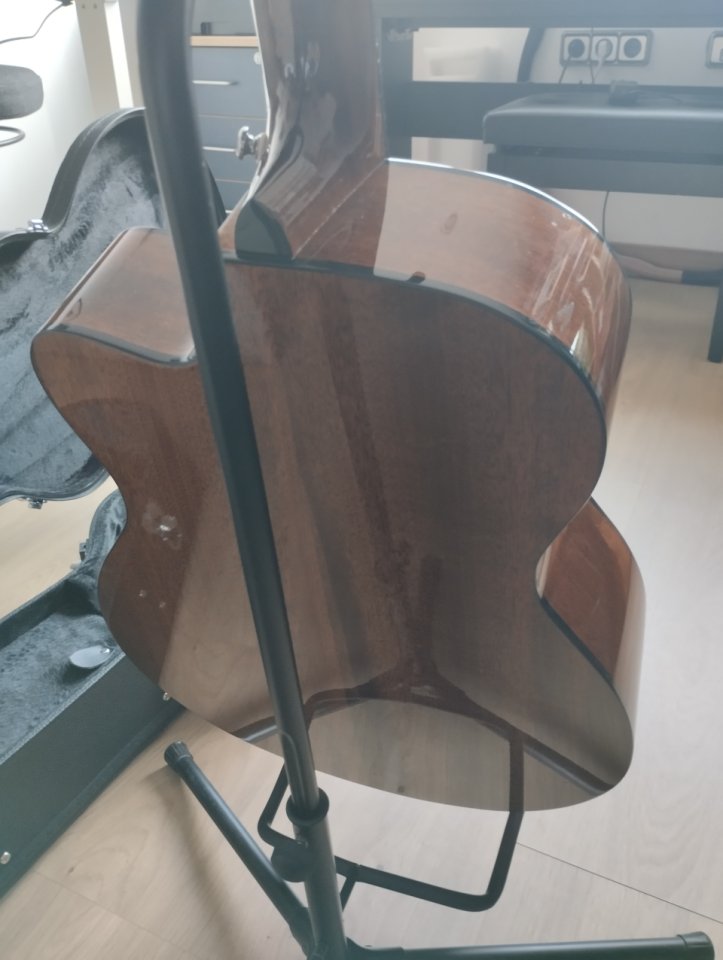 Acústica PRS AX20E de segunda mano · Foto 9 de 10 · Valencia · 400 €