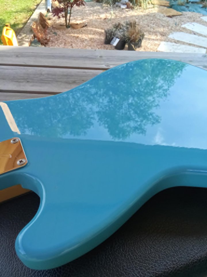 Fender mustang made in japan CBL de segunda mano · Foto 2 de 6 · Asturias · 1250 €