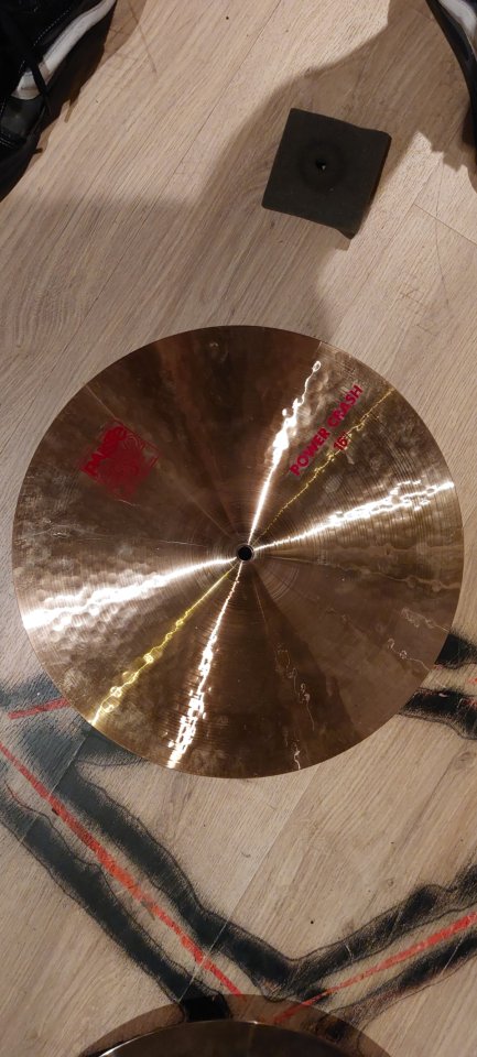Vendo platos paiste 2002, signature.. de segunda mano · Foto 9 de 10 · Burgos · 300 €