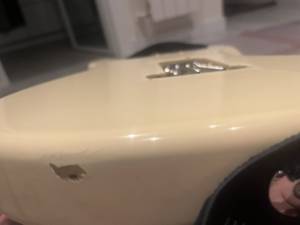 Fender Stratocaster MIM 90s mejorada de segunda mano · Foto 3 de 5 · Madrid · 650 €