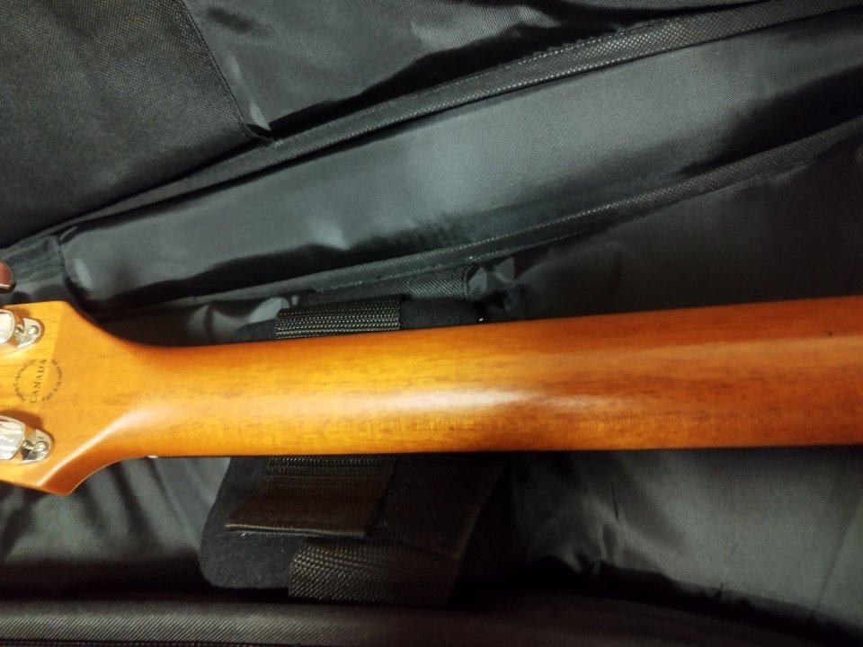 Godin A6 Ultra - Cognac Burst de segunda mano · Foto 8 de 10 · Barcelona · 1100 €