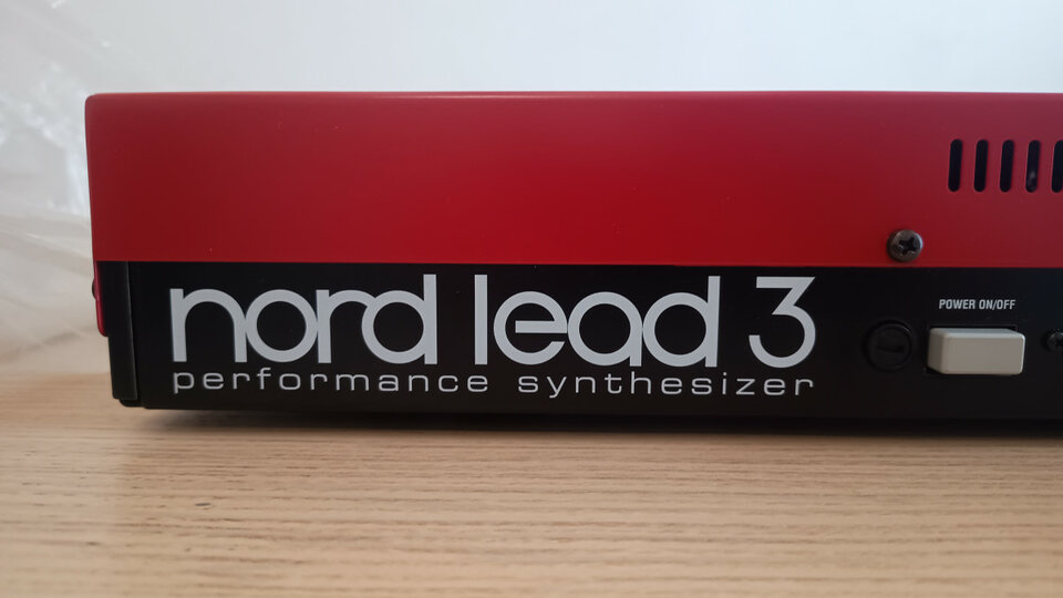 Nord Lead 3 (Estado de colección)