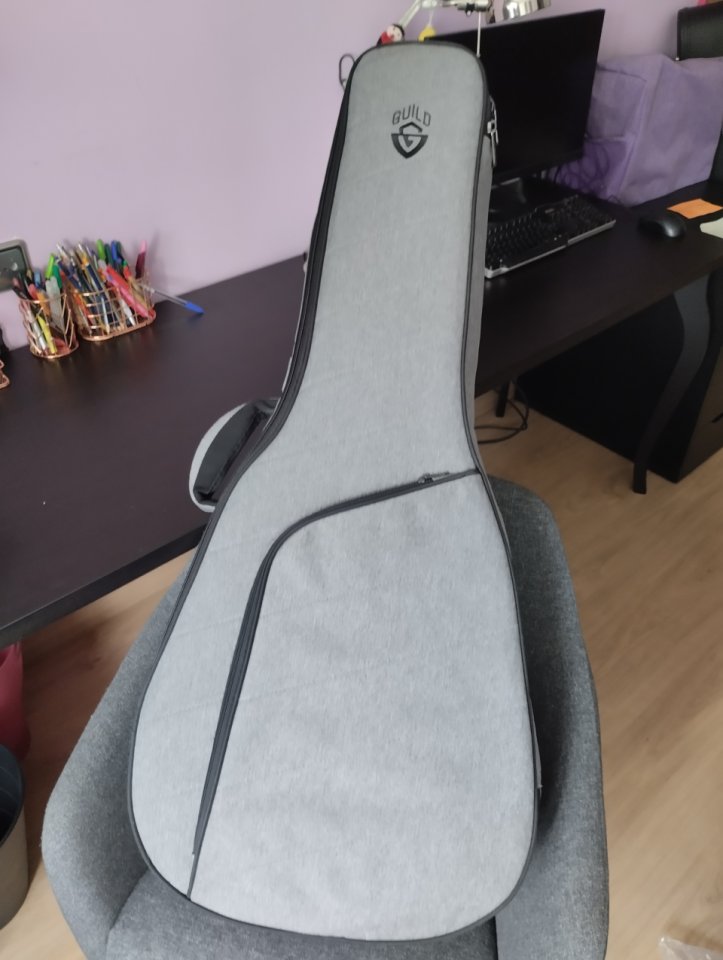 Funda Guild Acústica Concierto de segunda mano · Foto 1 de 10 · Valencia · 70 €