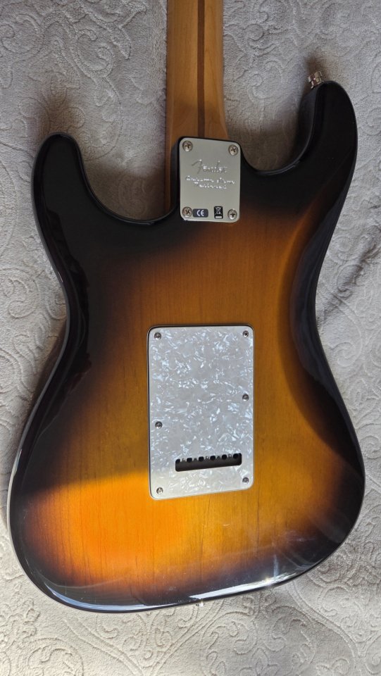 Fender classic player 50s Stratocaster de segunda mano · Foto 3 de 10 · Madrid · 690 €