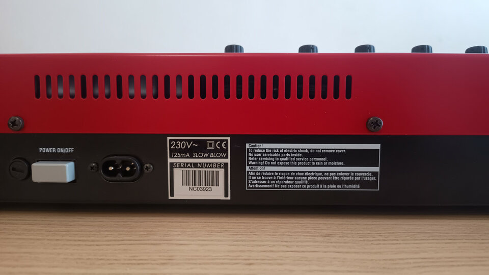 Nord Lead 3 (Estado de colección)