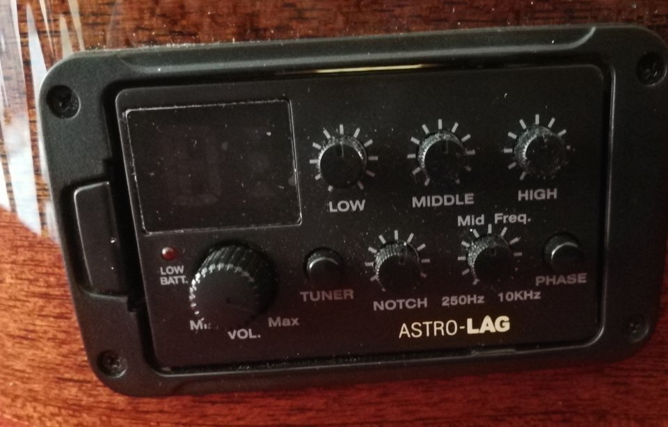 Lag Tramontane T118ASCE BRS