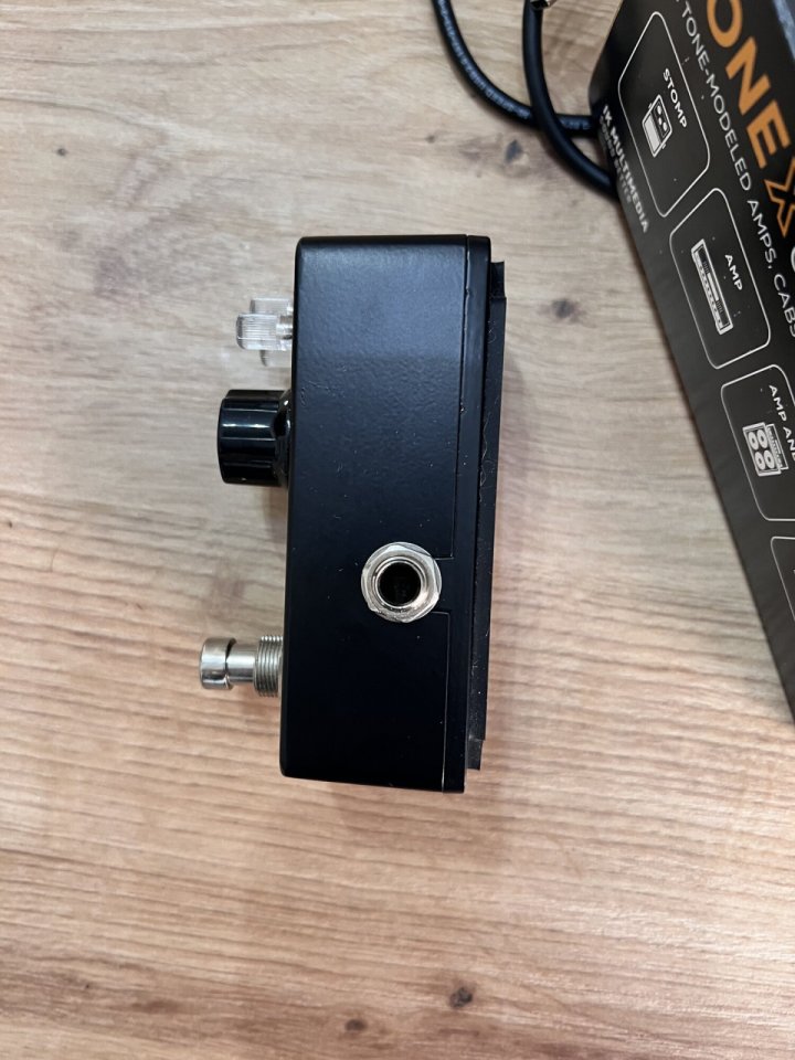 IK Multimedia Tonex ONE de segunda mano · Foto 2 de 4 · Valencia · 120 €