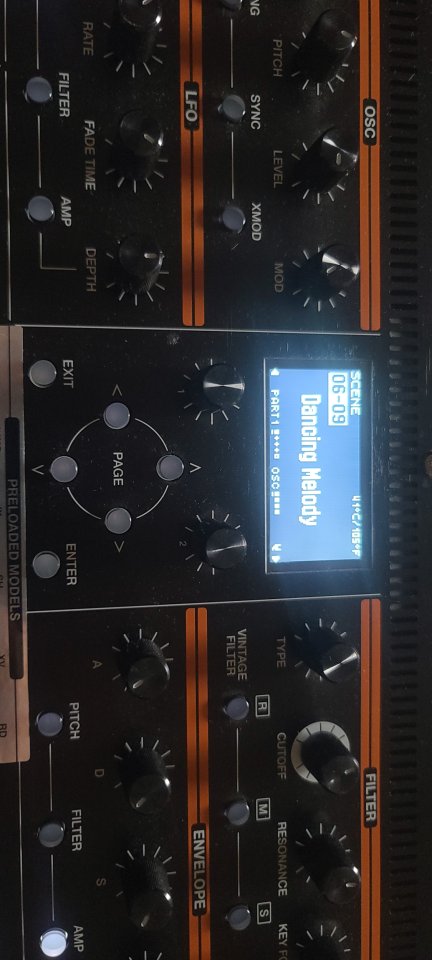 Roland Jupiter xm de segunda mano · Foto 3 de 5 · Madrid · 760 €