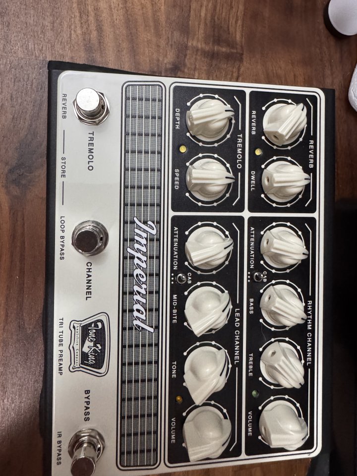 Tone King Imperial Tri-Tube Preamp de segunda mano · Foto 8 de 8 · SC Tenerife · 500 €