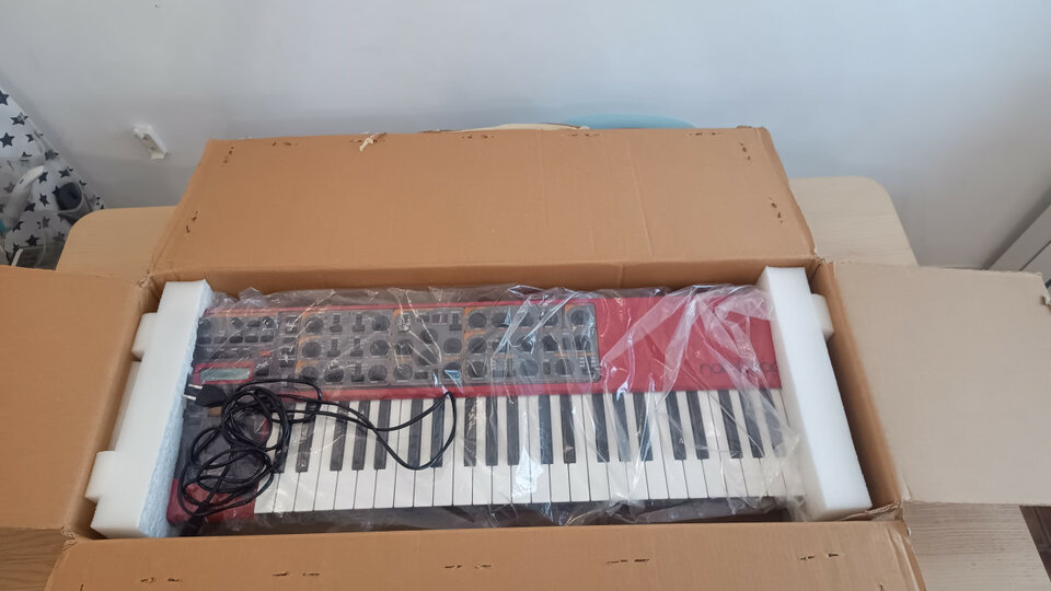 Nord Lead 3 (Estado de colección)