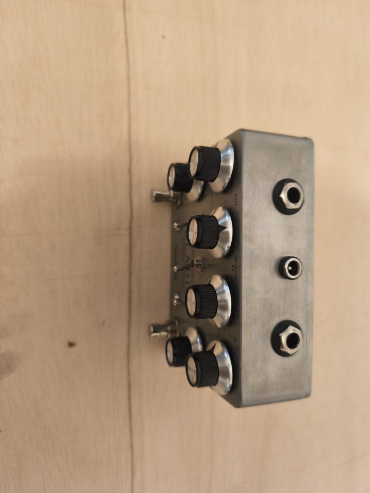 Cornestone Gladio Double preamp original de segunda mano · Foto 5 de 5 · Sevilla · 300 €