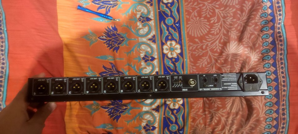 Behringer ultragain pro-8 Digital