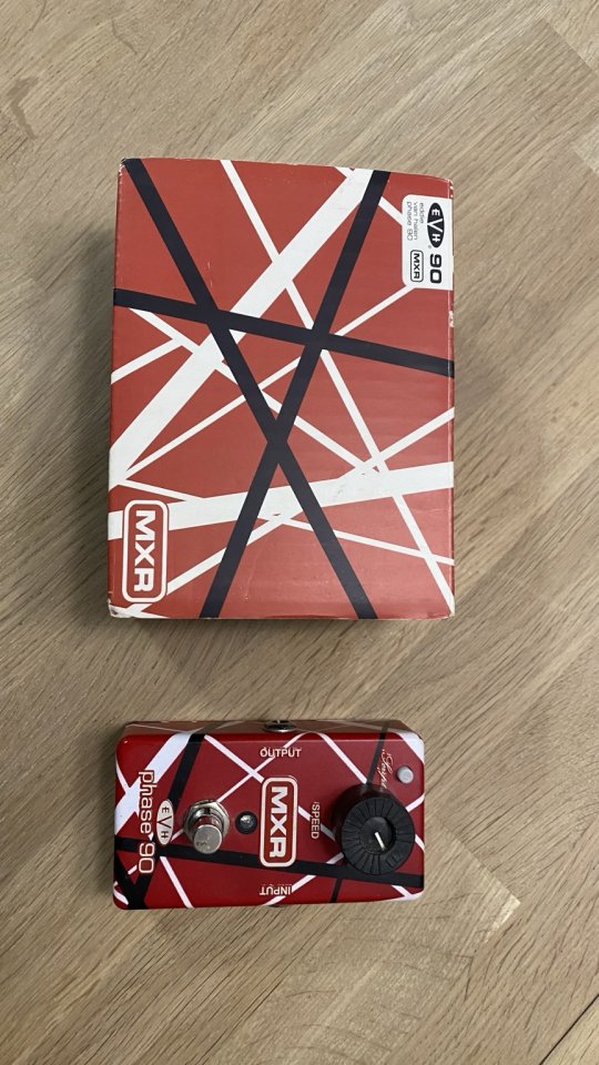 MXR EVH Phase 90 con caja original de segunda mano · Foto 1 de 3 · Tarragona · 90 €