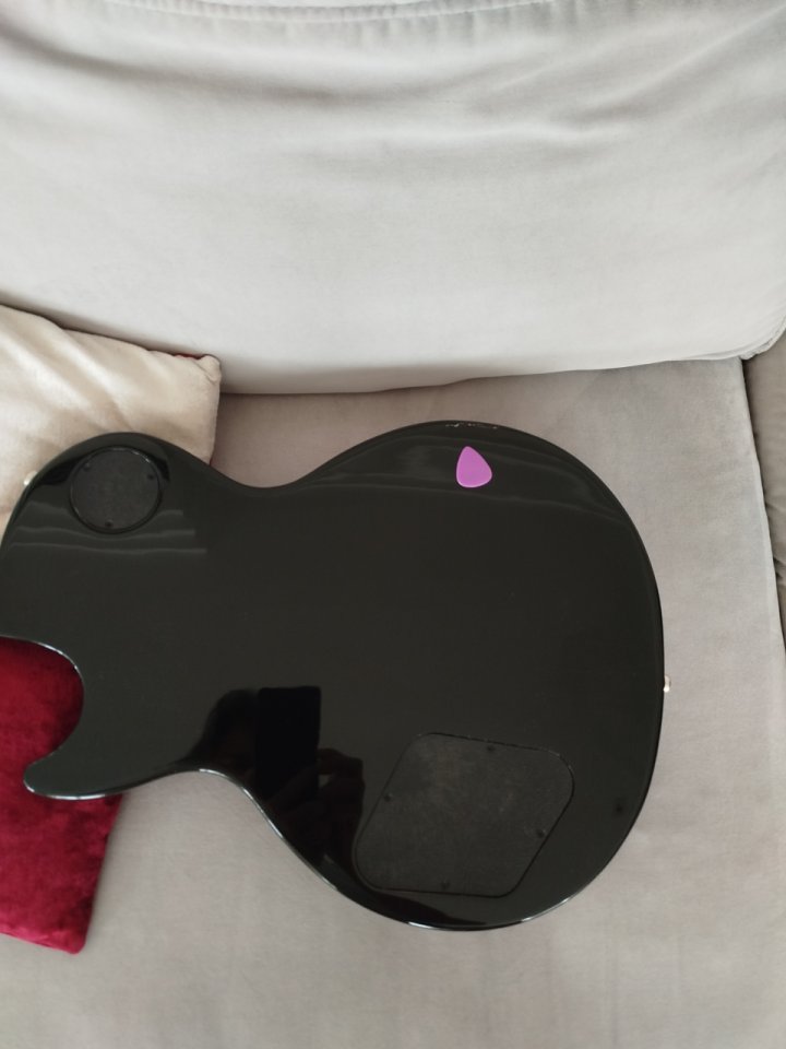Gibson Les Paul Studio Ebony de segunda mano · Foto 9 de 10 · Bizkaia · 950 €