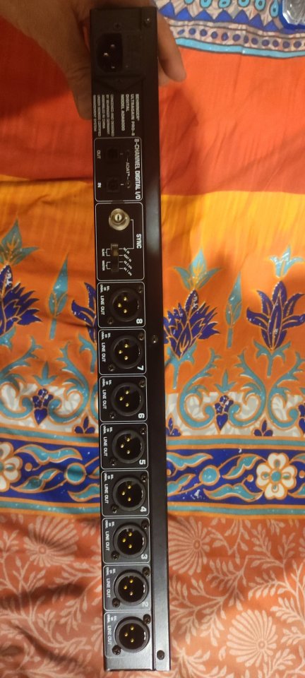 Behringer ultragain pro-8 Digital