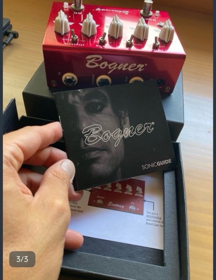 Bogner Ecstasy Red de segunda mano · Foto 3 de 3 · A Coruña · 250 €