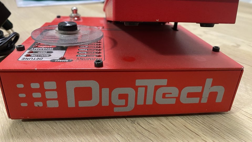 DigiTech Whammy IV con fuente de alimentación Descripción de segunda mano · Foto 2 de 4 · Tarragona · 105 €