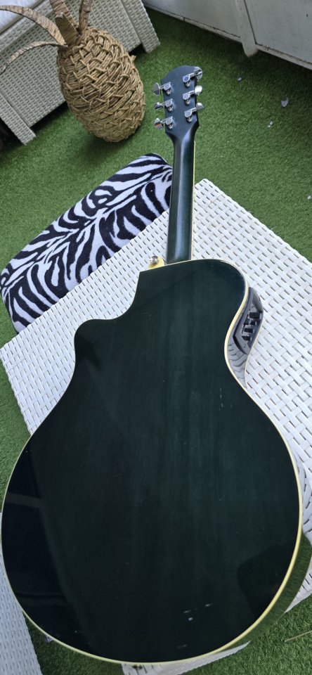 Yamaha APX500II de segunda mano · Foto 5 de 10 · Madrid · 175 €