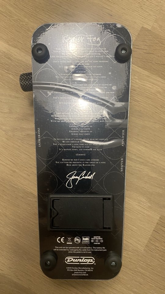 Dunlop Jerry Cantrell Cry Baby Wah Signature de segunda mano · Foto 2 de 3 · Tarragona · 190 €