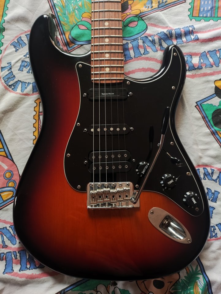 Fender Stratocaster American Special de segunda mano · Foto 1 de 7 · Barcelona · 1050 €