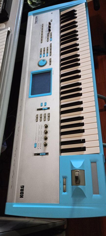Korg Tritón Scsi+Memoria
