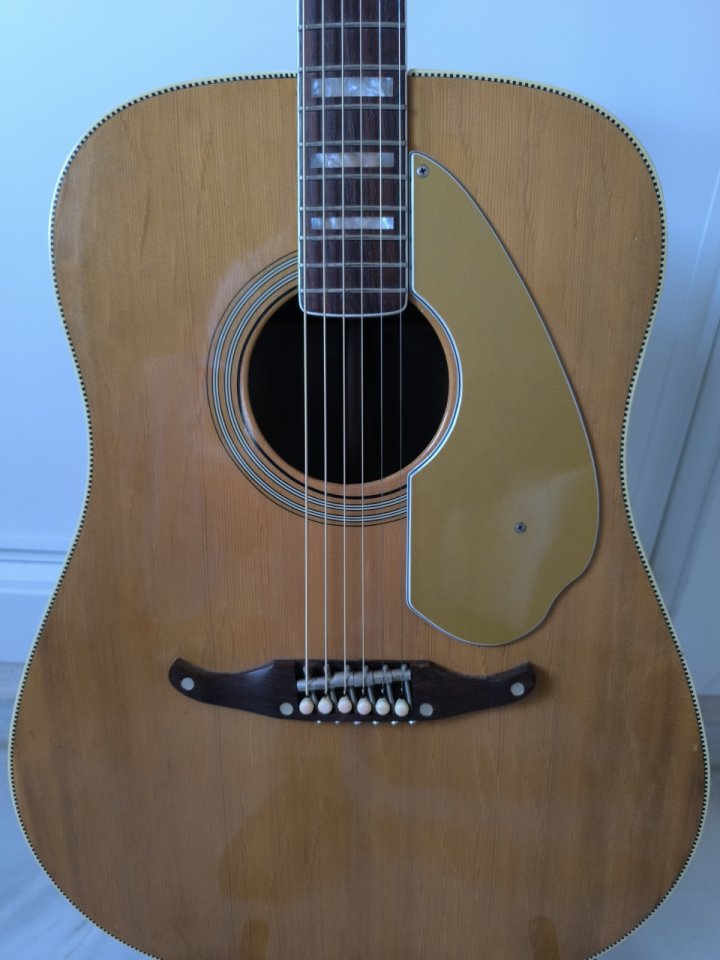 Fender Kingman de 1968