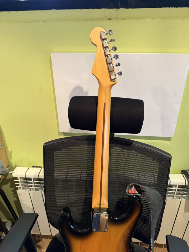 Fender JV Modified 50s Stratocaster HSS por Strato con Palorosa/Pauferro de segunda mano · Foto 7 de 10 · Madrid