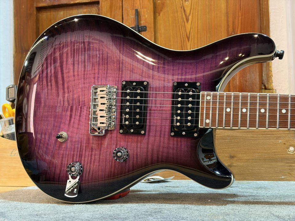 Harley Benton CST 24 Deluxe de segunda mano · Foto 1 de 9 · Las Palmas · 250 €