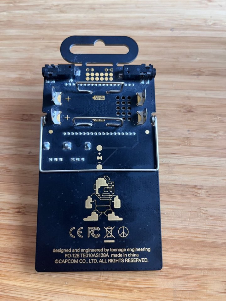 Sintetizador Pocket Operator PO-128 Megaman de segunda mano · Foto 2 de 2 · Madrid · 140 €