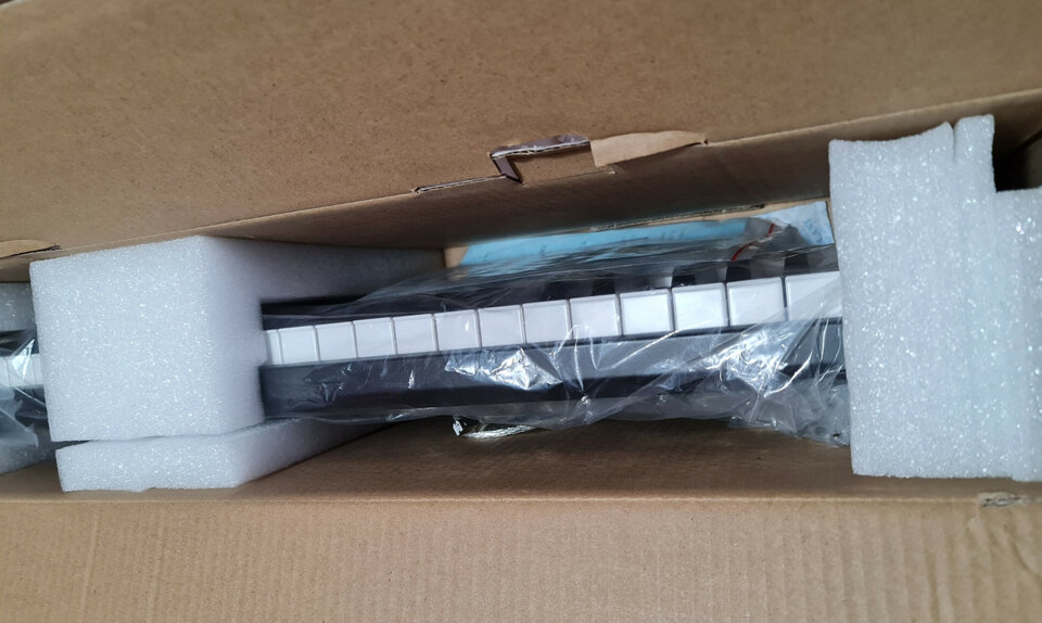Midiplus X6 Series III Teclado Controlador MIDI 61 de segunda mano · Foto 6 de 10 · Lugo · 134 €