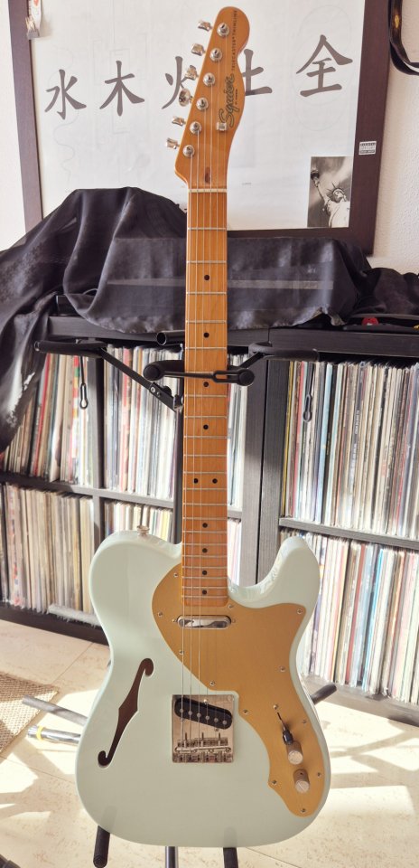 Squier by Fender Telecaster Thinline