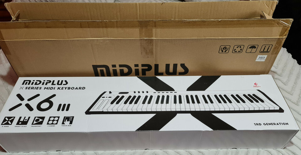 Midiplus X6 Series III Teclado Controlador MIDI 61 de segunda mano · Foto 7 de 10 · Lugo · 134 €