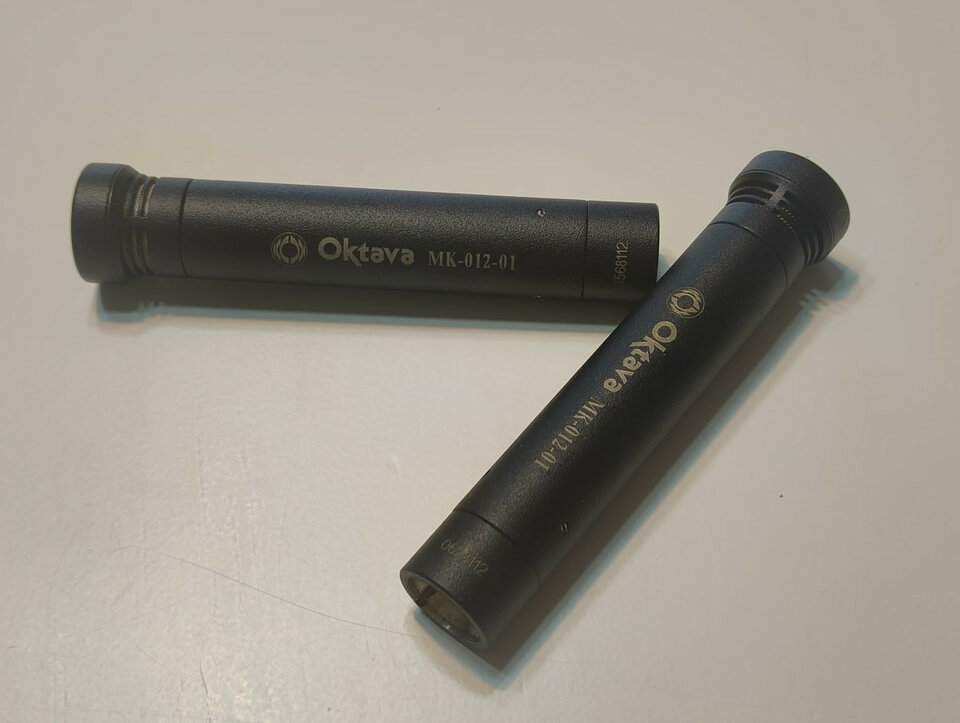Oktava MK‑012 matched pair + cápsulas cardioide + atenuadores