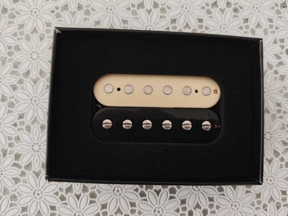 Pastilla Sire Larry Carlton S7 HB