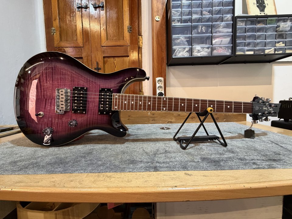 Harley Benton CST 24 Deluxe de segunda mano · Foto 2 de 9 · Las Palmas · 250 €
