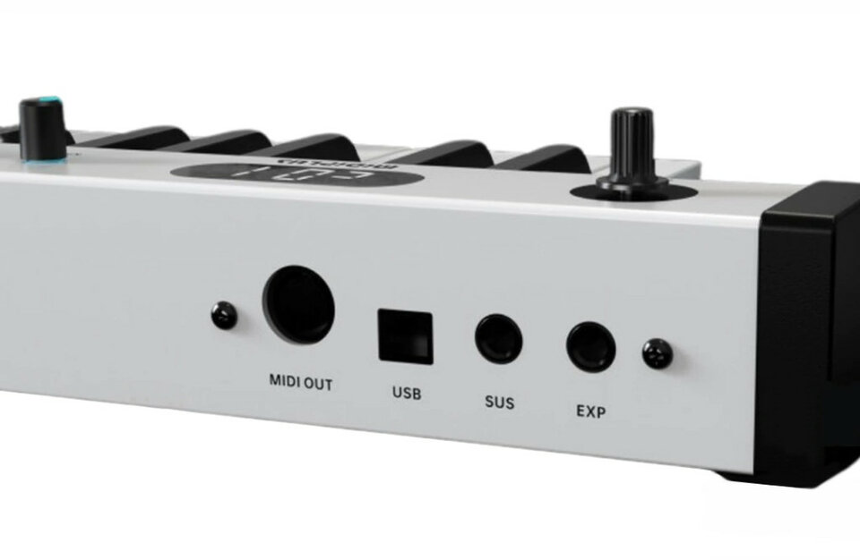 Midiplus X6 Series III Teclado Controlador MIDI 61 de segunda mano · Foto 9 de 10 · Lugo · 134 €
