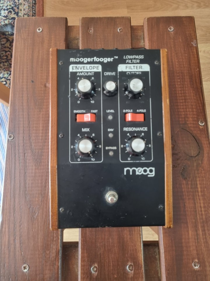 Moog moogerfooger mf-101 Low Pass Filter de segunda mano · Foto 1 de 5 · Barcelona · 450 €
